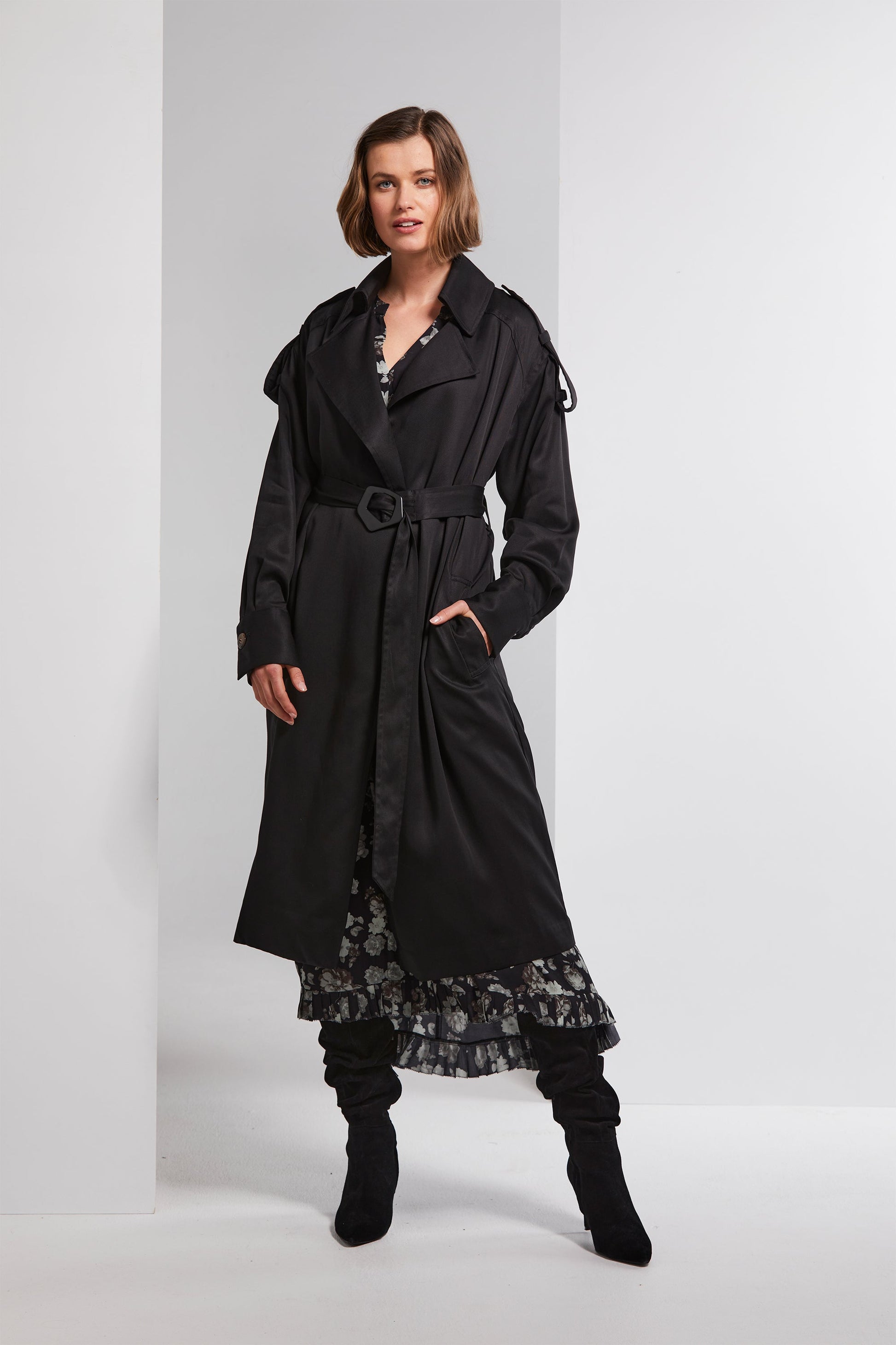 LANIA DUKE COAT - BLACK - THE VOGUE STORE