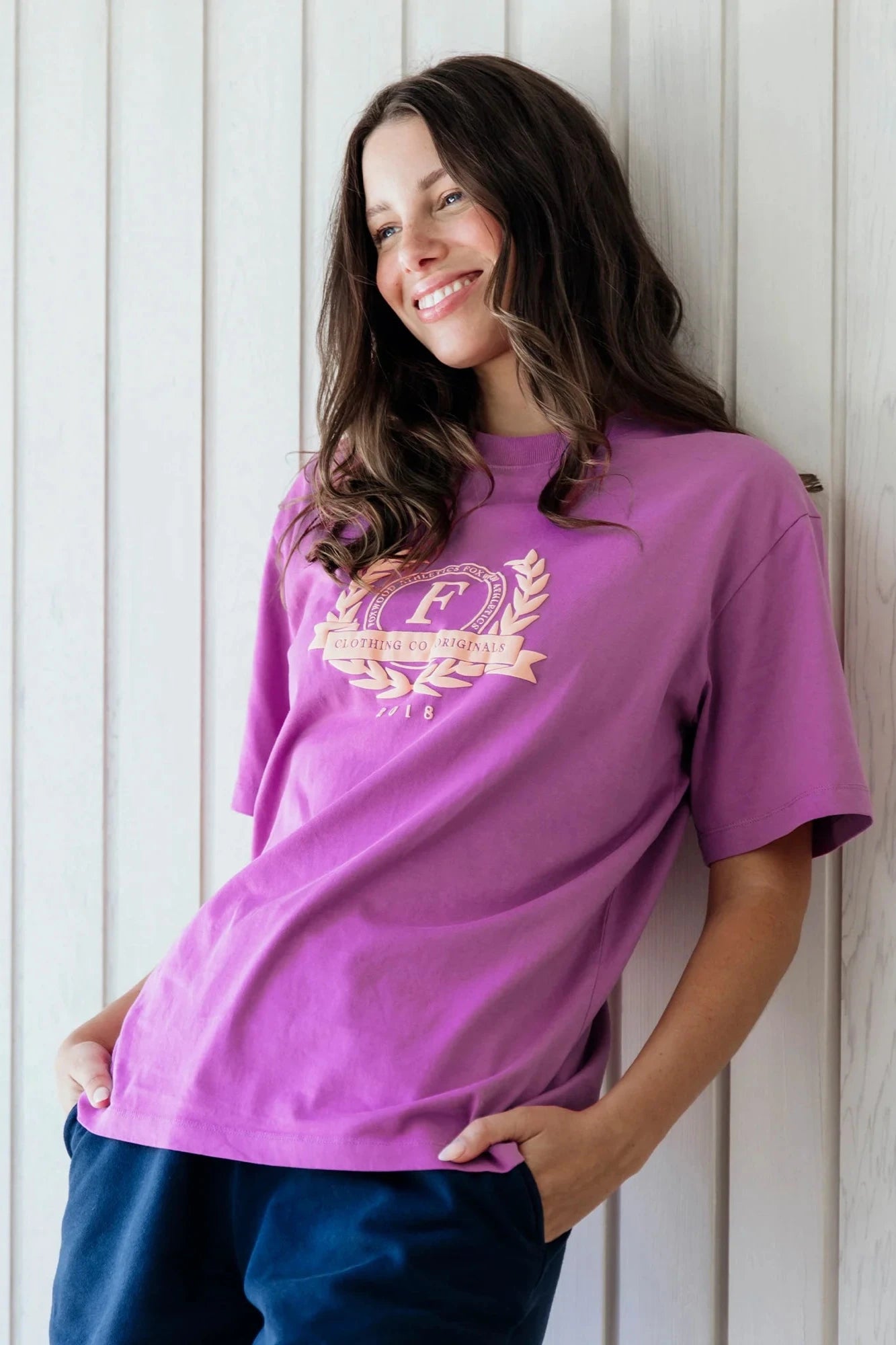 FOXWOOD SQUAD TEE - FUSCHIA - THE VOGUE STORE