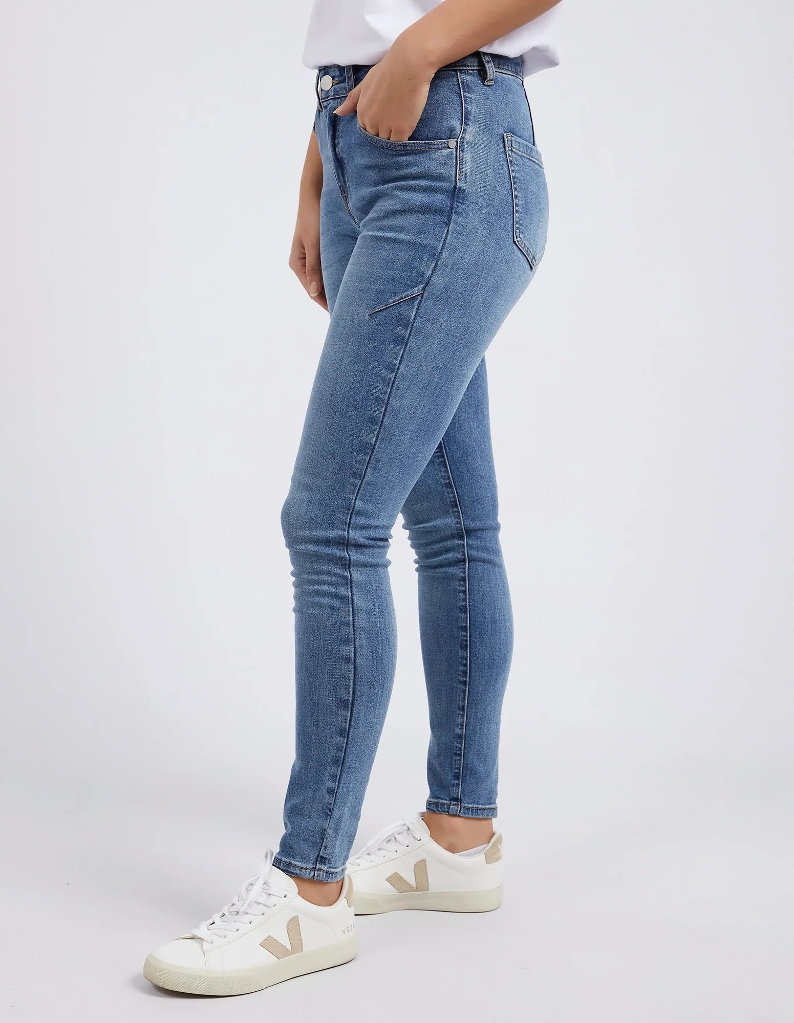 FOXWOOD CITY JEAN - BLUE - THE VOGUE STORE