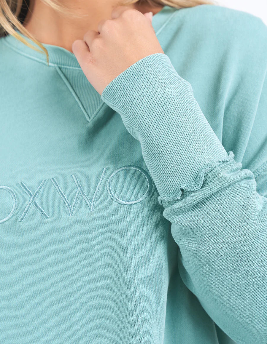 FOXWOOD SIMPLIFIED CREW - SKY - THE VOGUE STORE