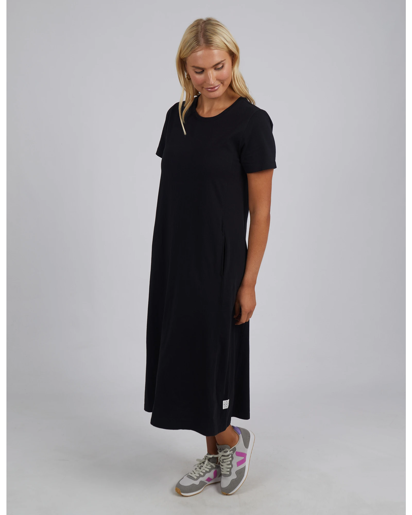 ELM ADIRA DRESS - BLACK - THE VOGUE STORE