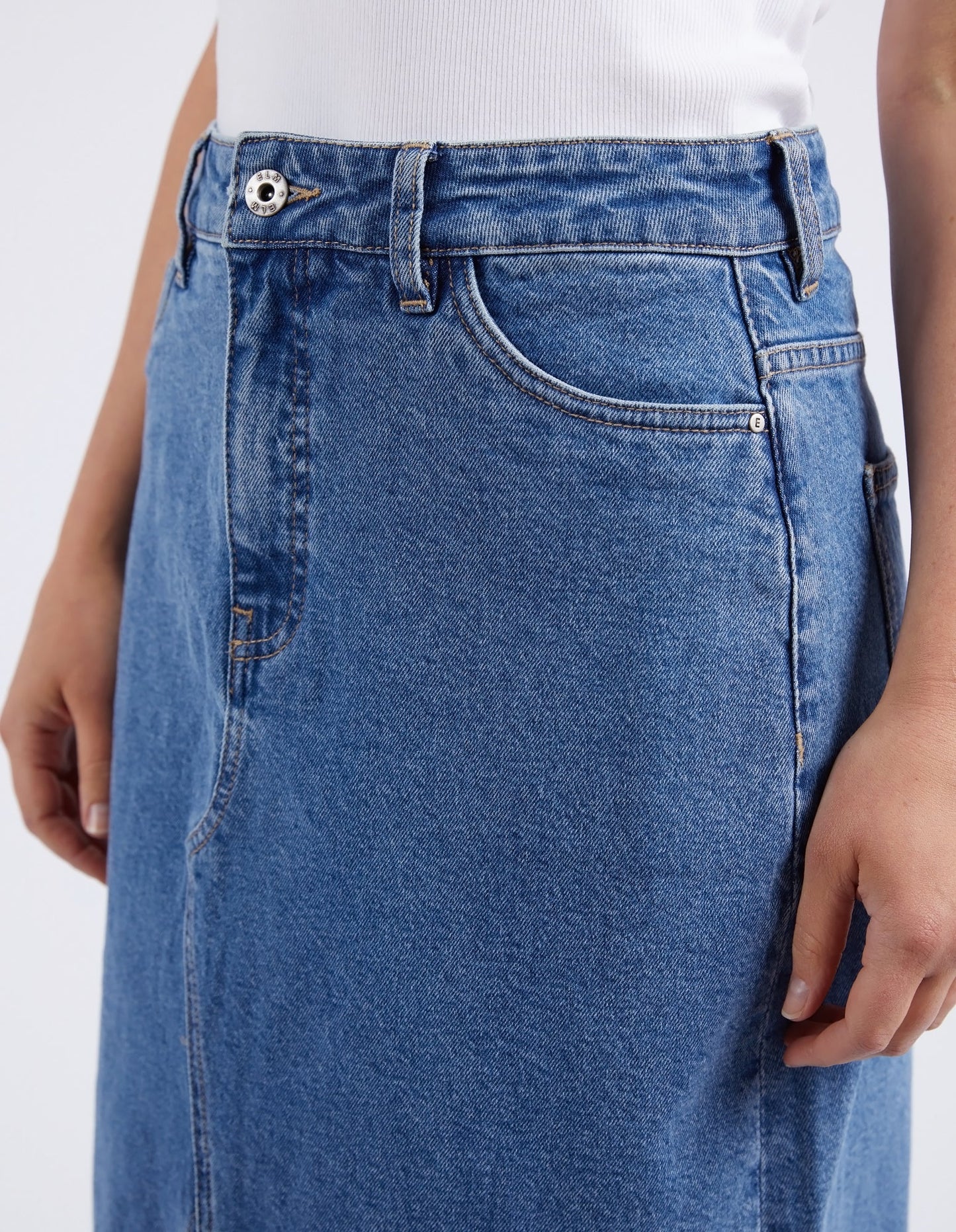 ELM ZOE MIDI DENIM SKIRT - MID BLUE WASH - THE VOGUE STORE