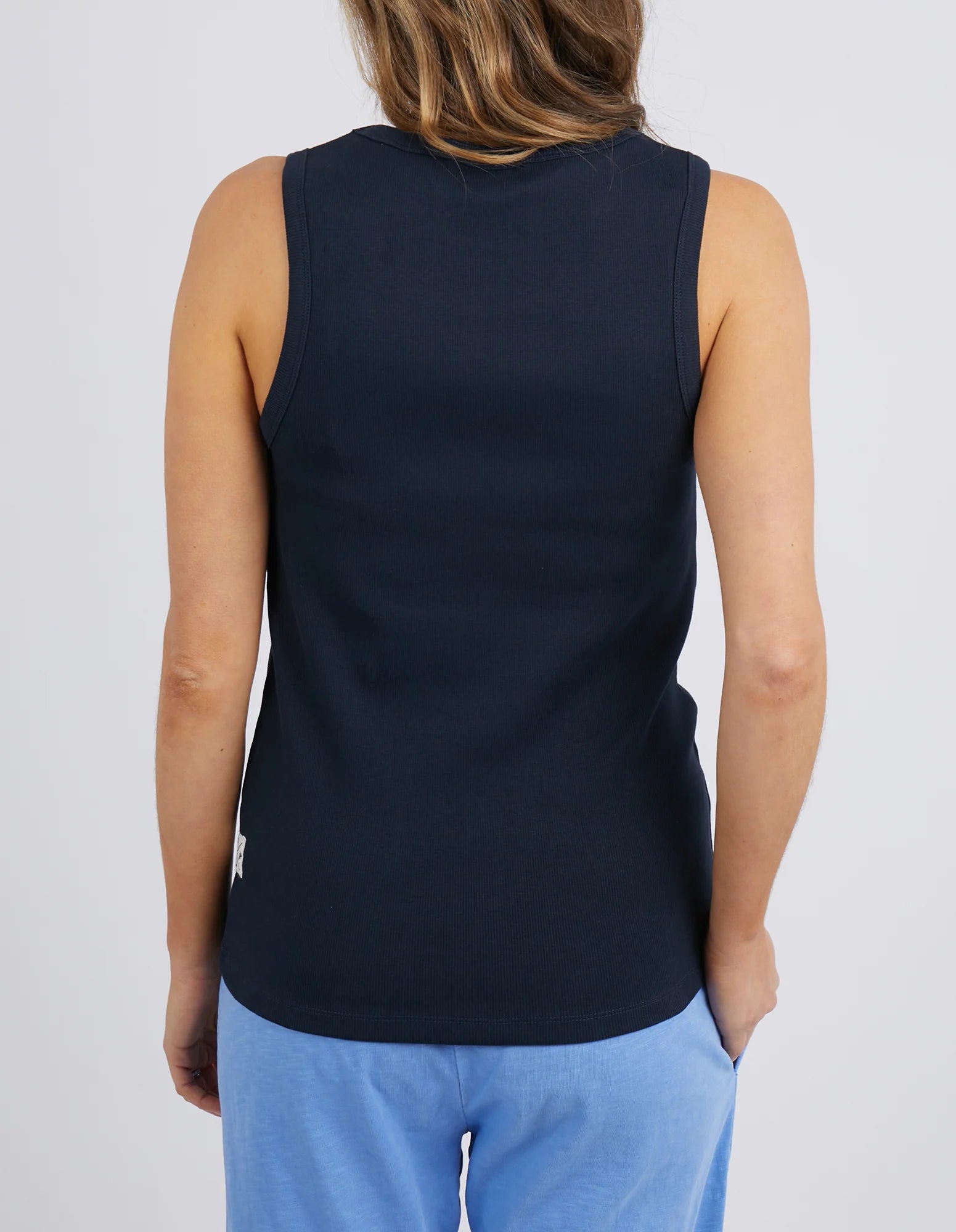 ELM RIB CREW TANK - NAVY - THE VOGUE STORE