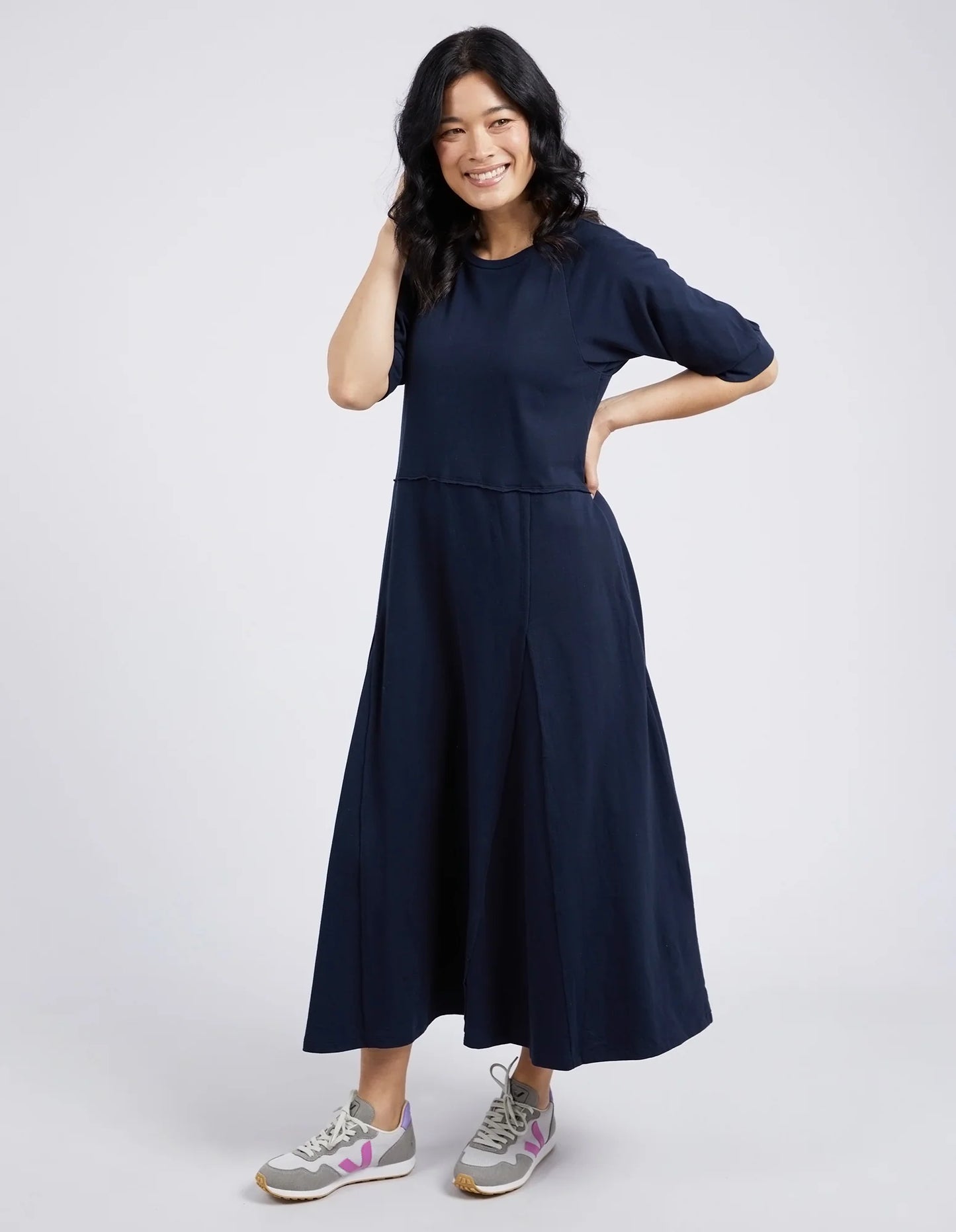 ELM YORK MIDI DRESS - NAVY - THE VOGUE STORE