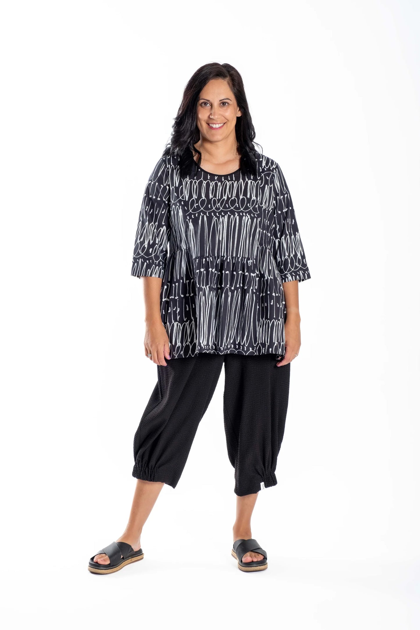 DEEANNE HOBBS STEP TOP - BLACK SQUIGGLE - THE VOGUE STORE