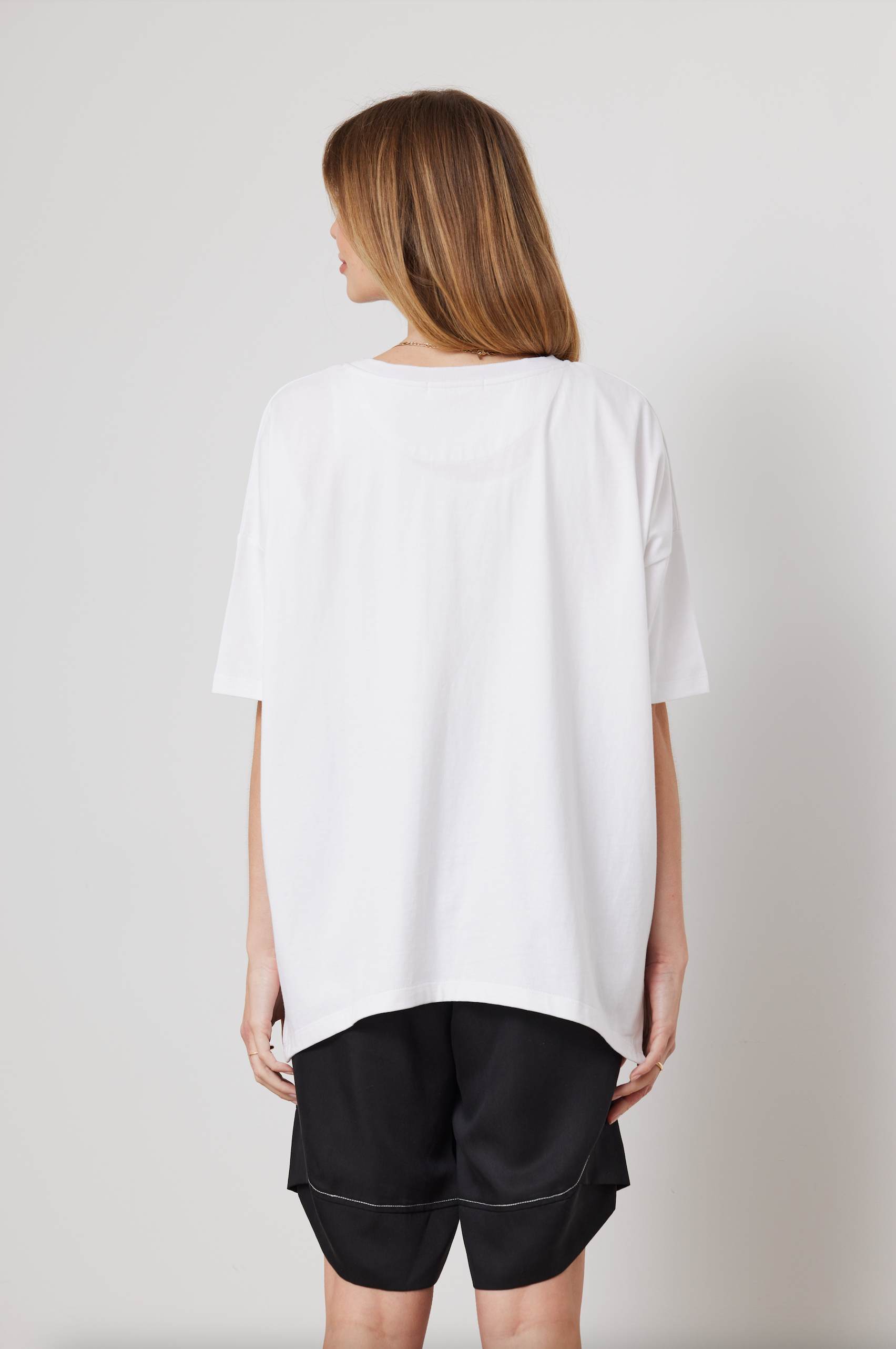 DUO QUINN TEE - WHITE - THE VOGUE STORE