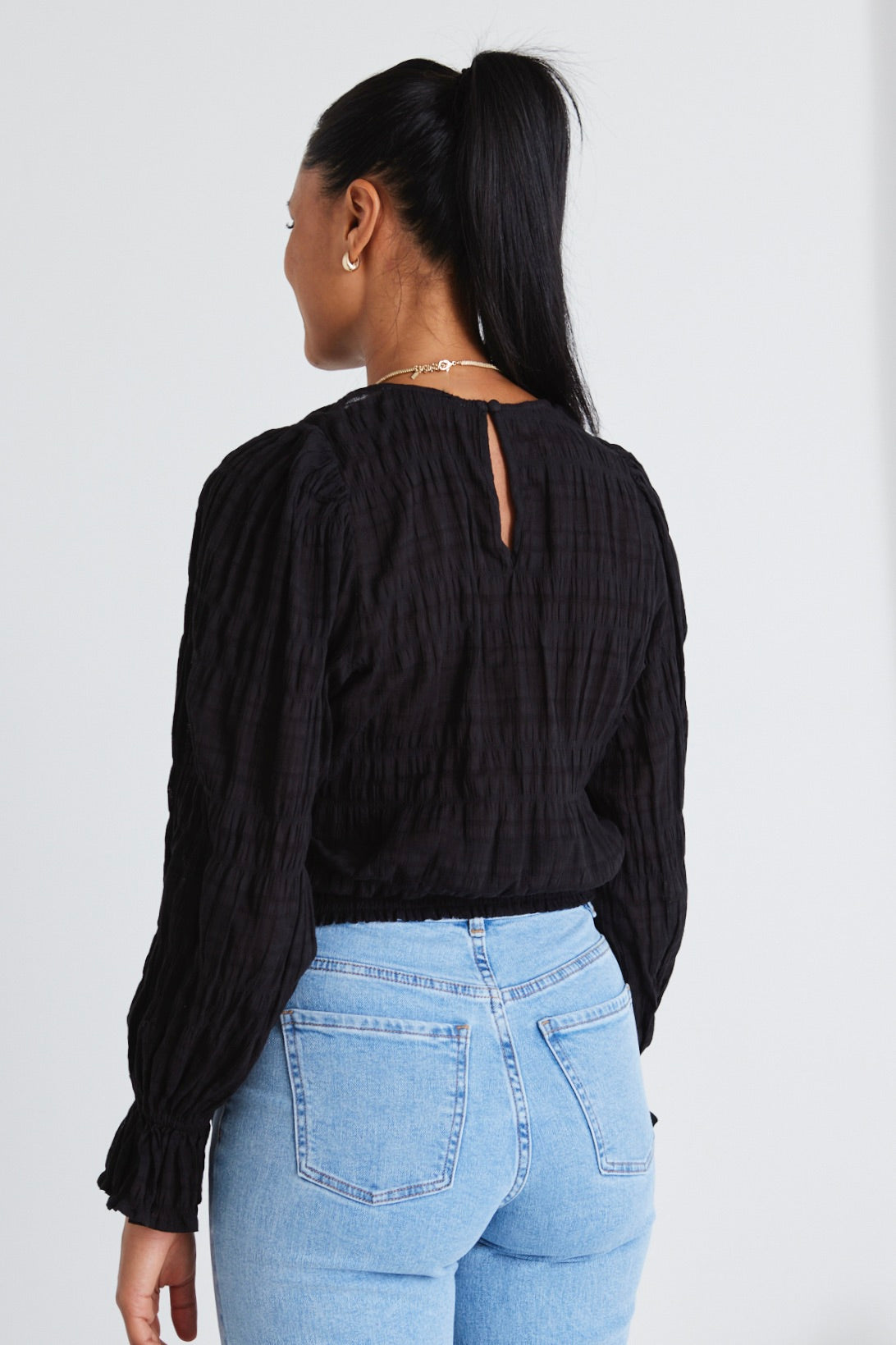 IVY + JACK IMAGINE BLACK SHIRRED FRILL SLEEVE LS TOP - THE VOGUE STORE