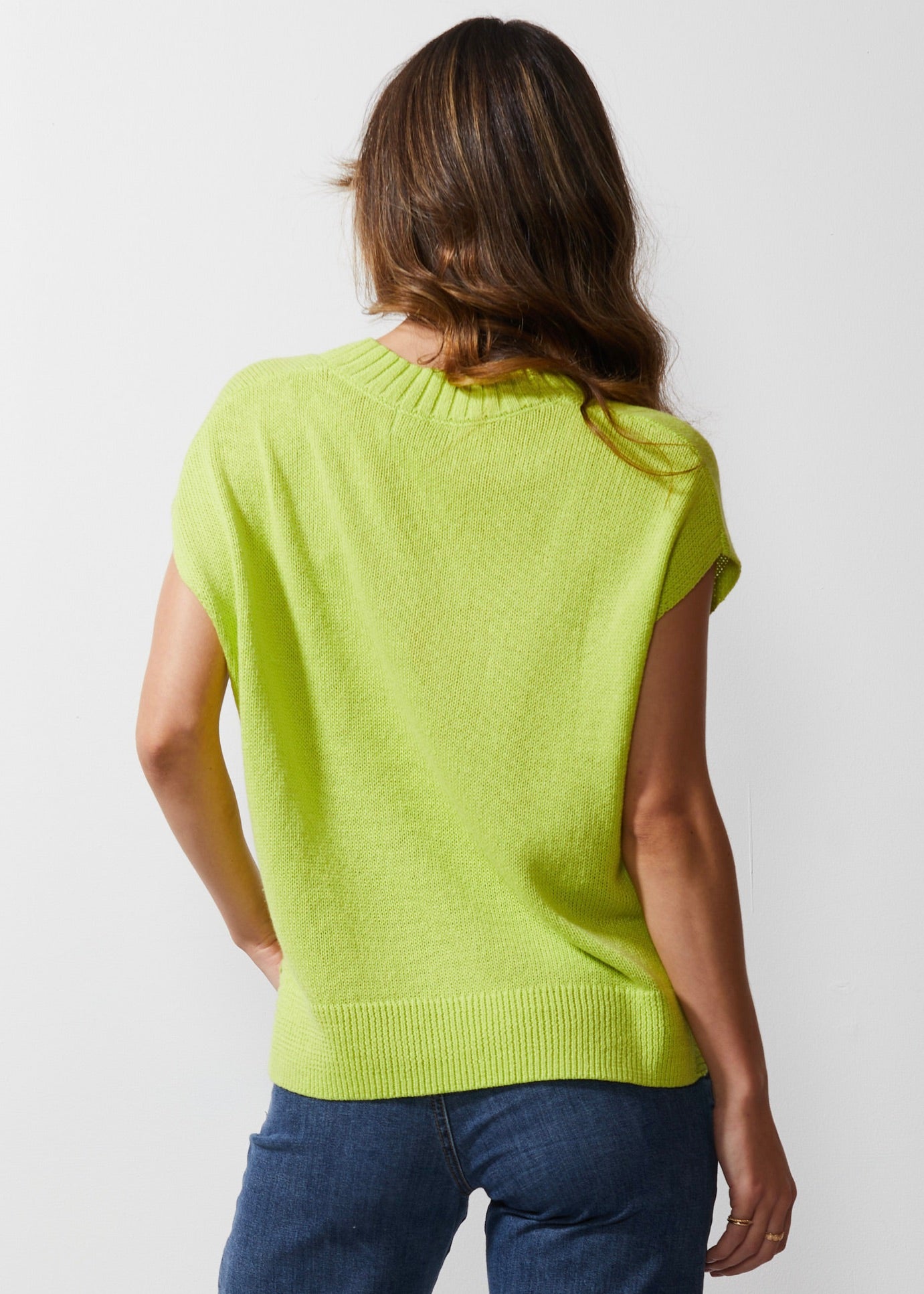 LD & CO CHUNKY LINEN VEST - LIME - THE VOGUE STORE