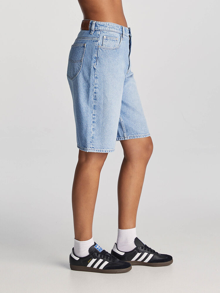 LEE LOW SLOUCH JORT - CRYSTAL BLUE - THE VOGUE STORE