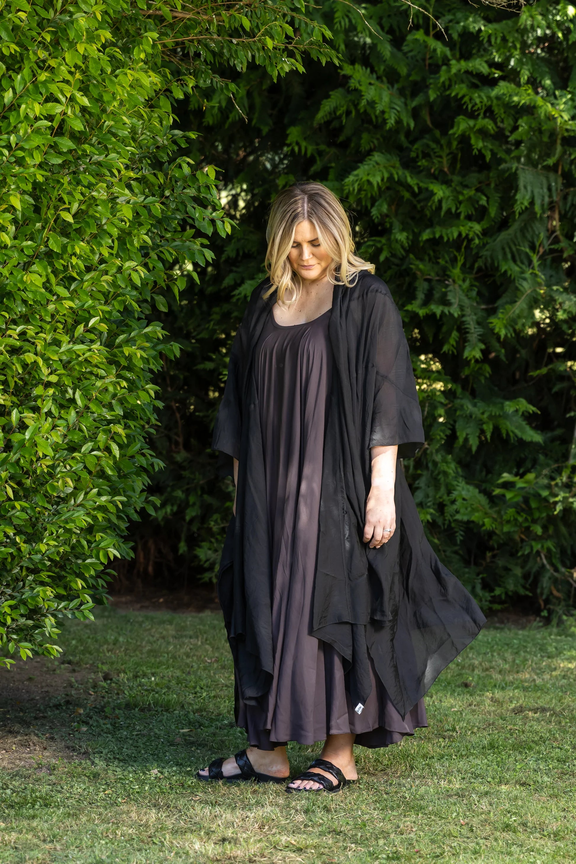 DEEANNE HOBBS SIENA KIMONO - BLACK - THE VOGUE STORE