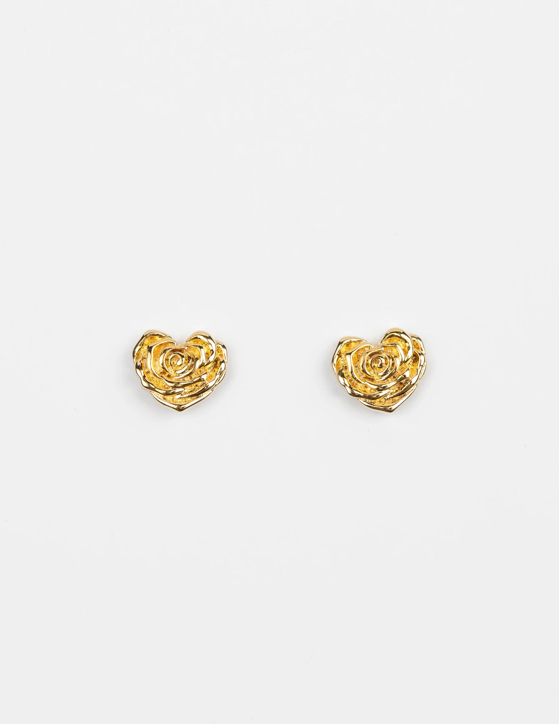 STELLA + GEMMA EARRING - HEART SHAPED FLOWER GOLD - THE VOGUE STORE