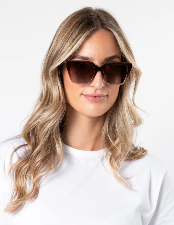 STELLA + GEMMA SUNGLASSES - WILLOW BROWN GRADIENT - THE VOGUE STORE