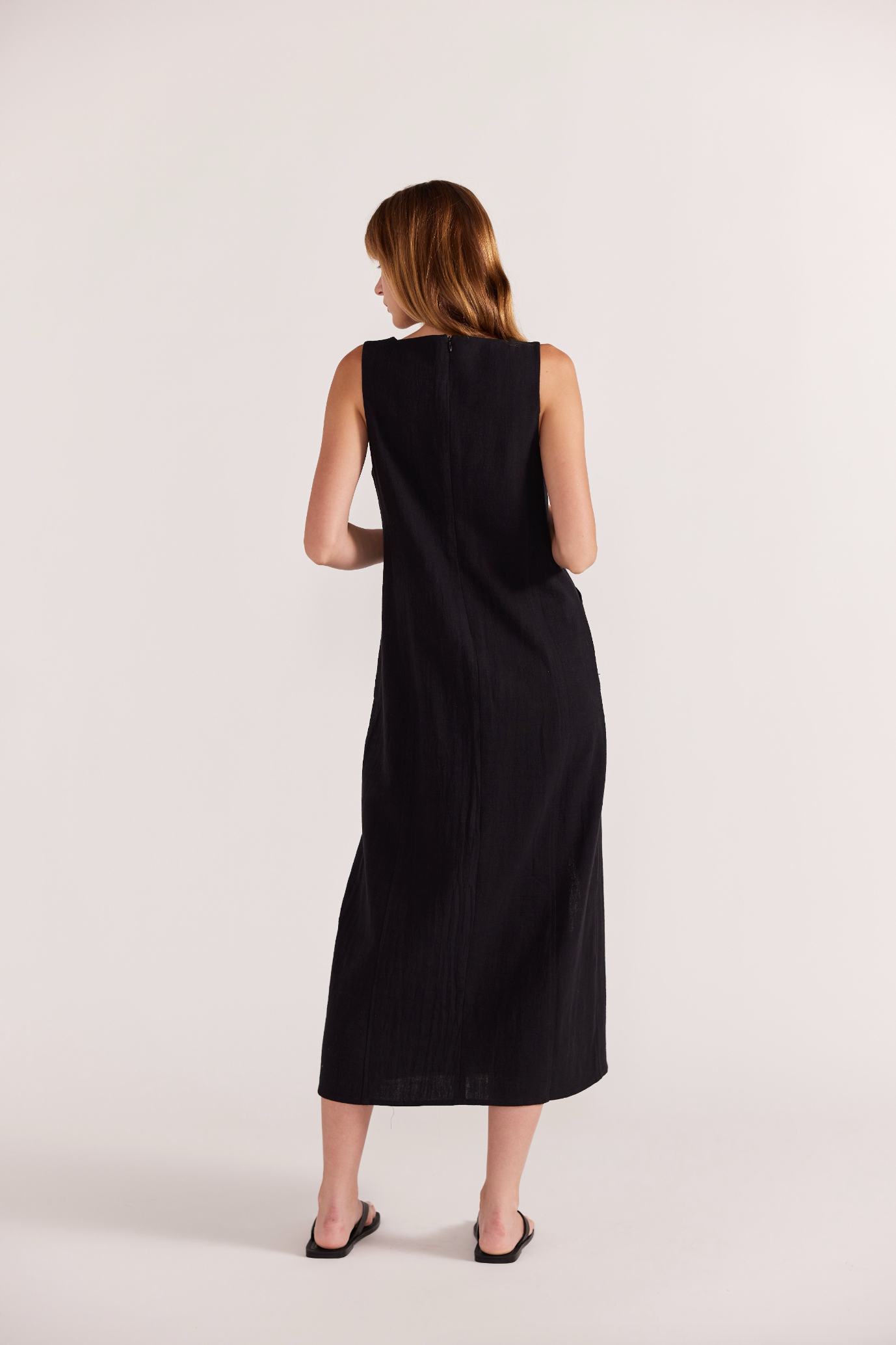 STAPLE THE LABEL HARPER MIDI SHIFT DRESS - THE VOGUE STORE