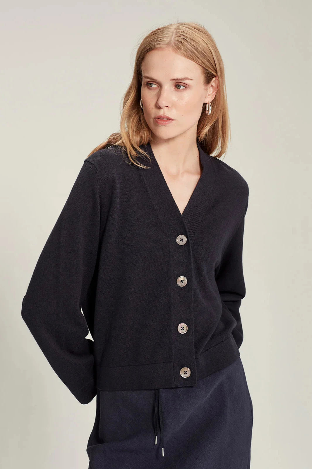 SILLS BELLEVILLE CARDI - CHIC NAVY - THE VOGUE STORE