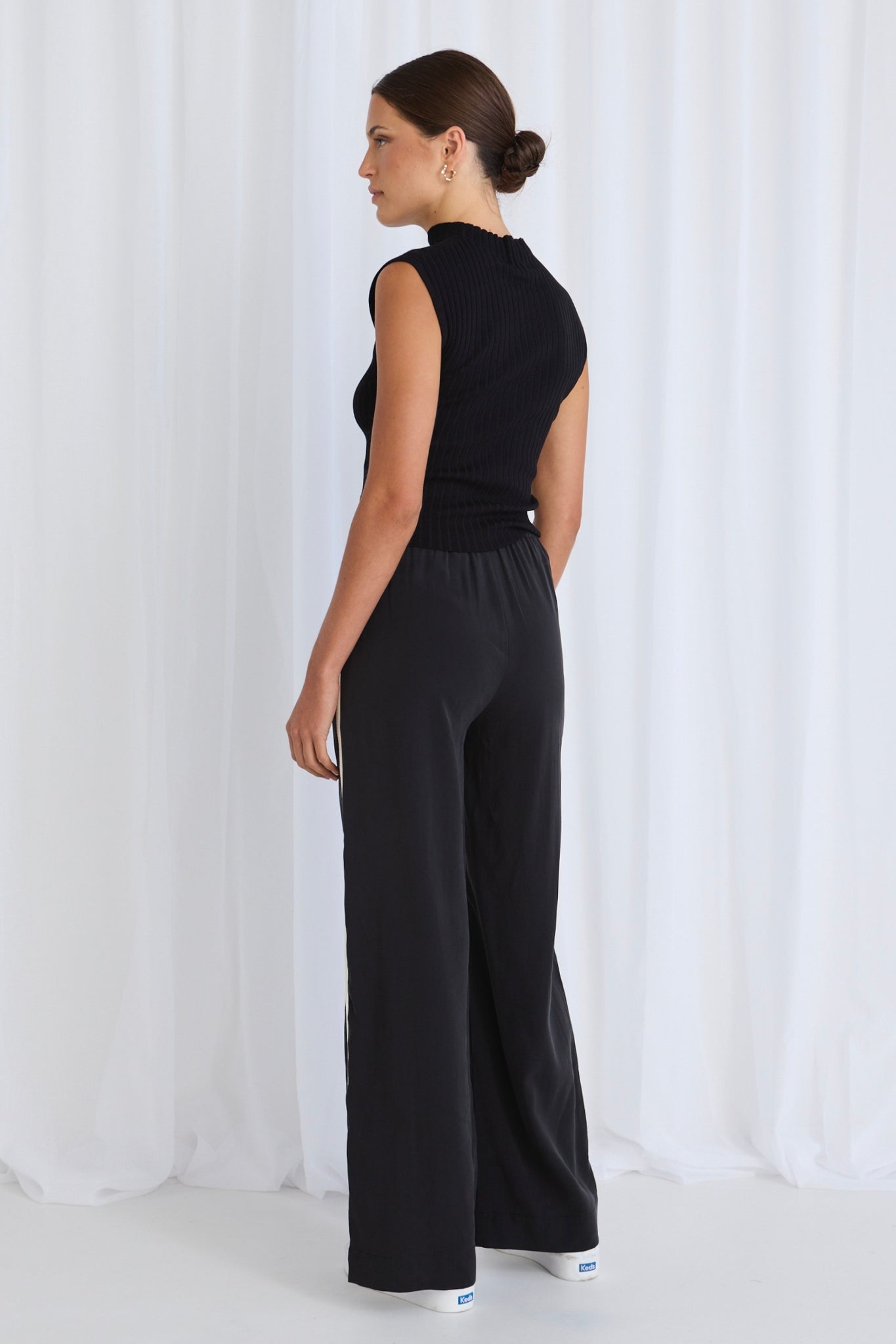 STORIES TO BE TOLD TOWNIE WIDE LEG PANT - BLACK - THE VOGUE STORE