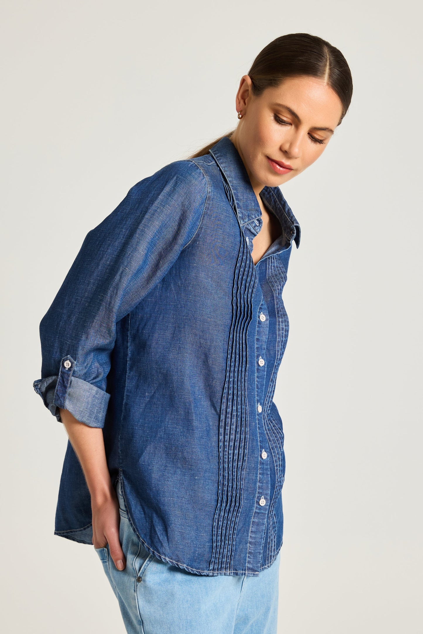 YARRA TRAIL MAYA SHIRT - CHAMBRAY - THE VOGUE STORE