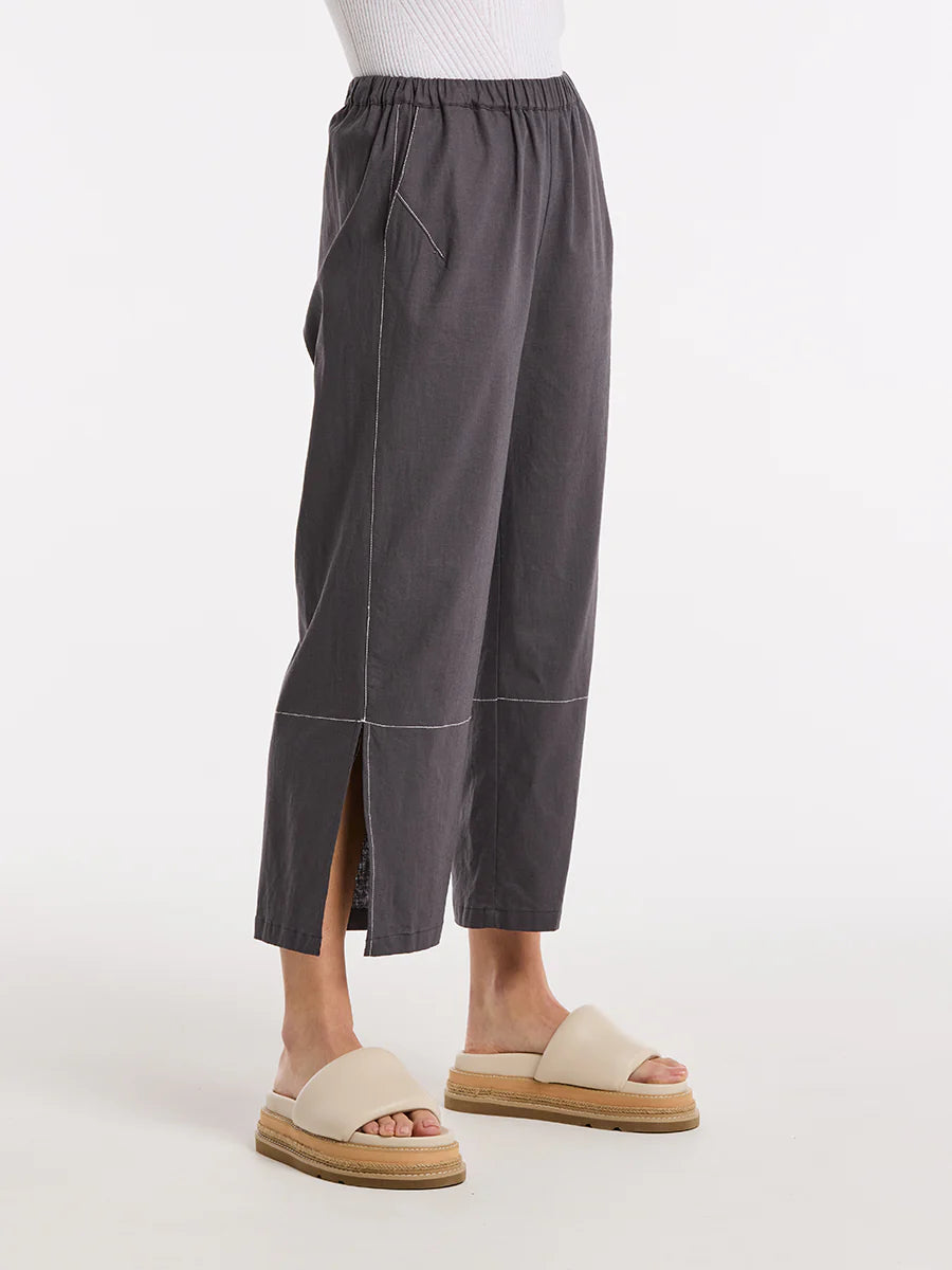 MARCO POLO 3/4 SPLIT HEM PANT - CHARCOAL - THE VOGUE STORE