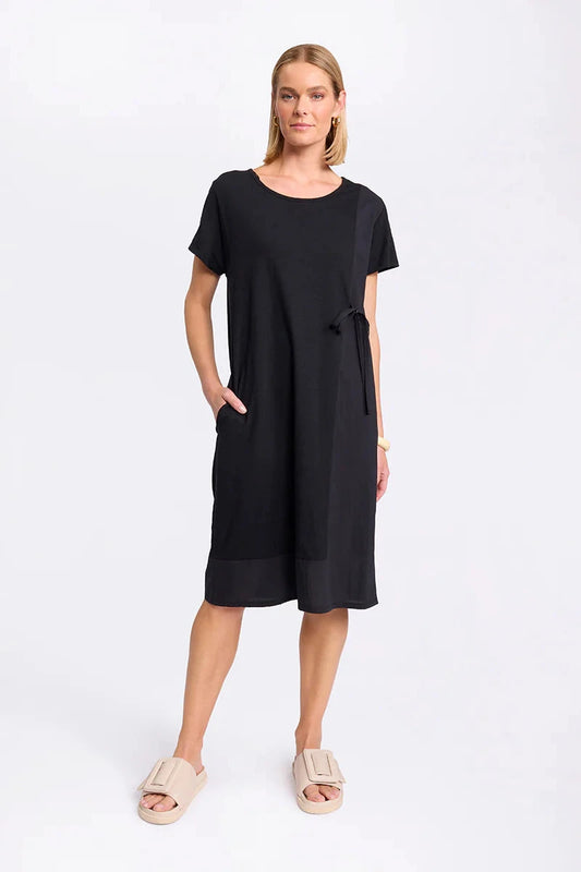 MARCO POLO S/S SPLICED DRESS - BLACK - THE VOGUE STORE