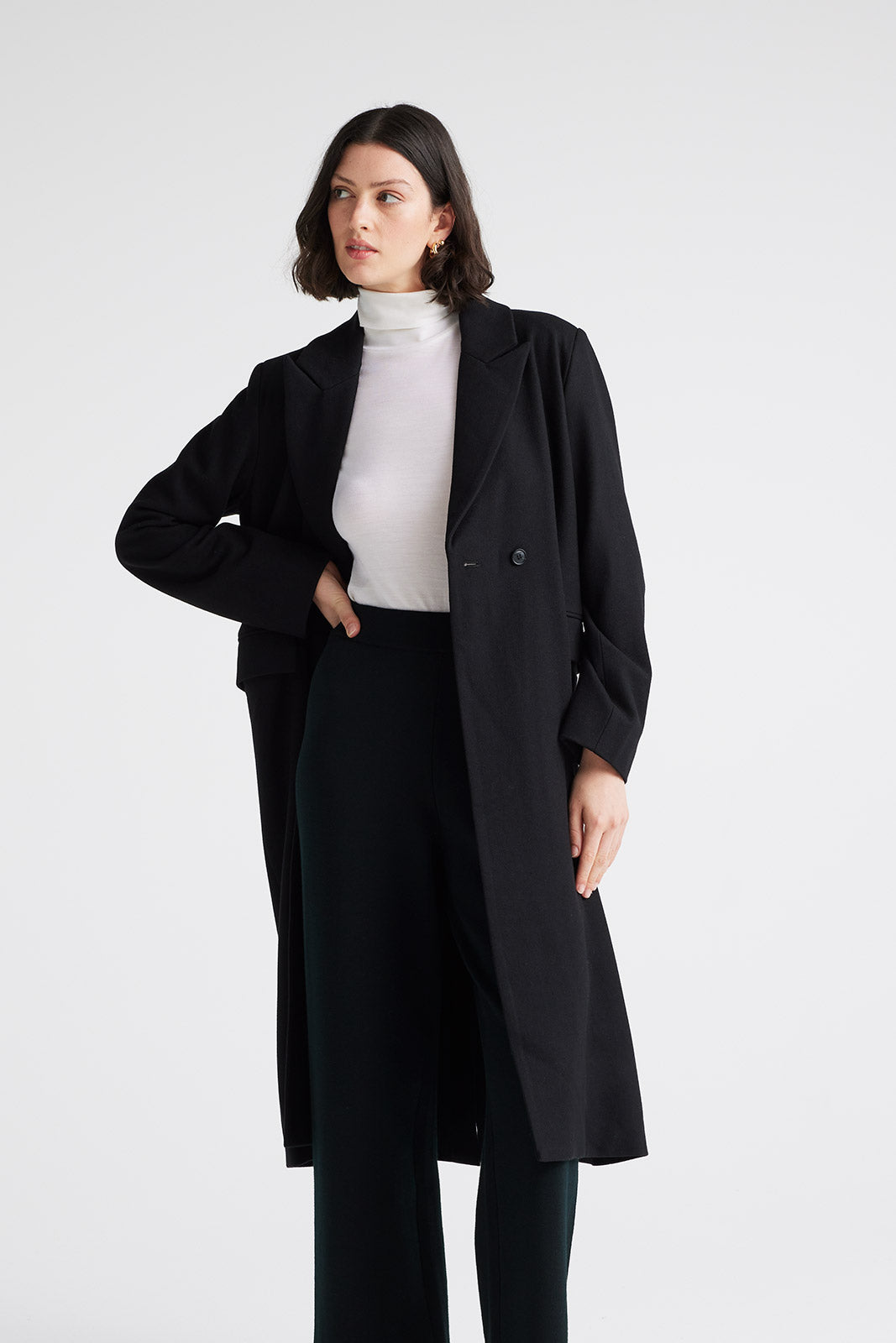 TOORALLIE TAILORED WOOL COAT - BLACK